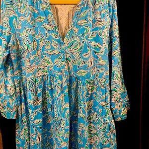 Lilly Pulitzer size XL long sleeve